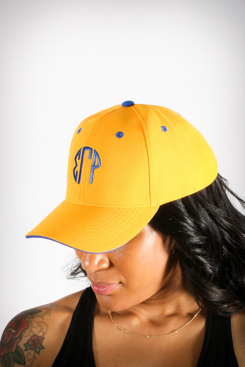 Monogrammed Sport ΣΓΡ cap, gold/blue