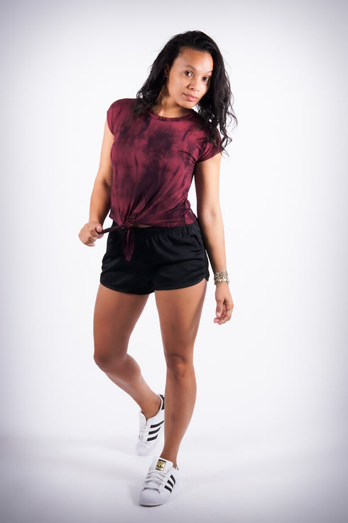Tied Up tee, crimson/black