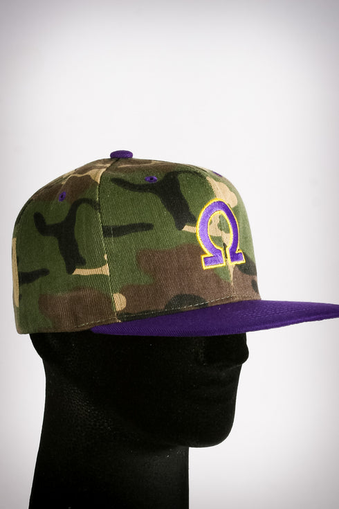 Ω snapback cap