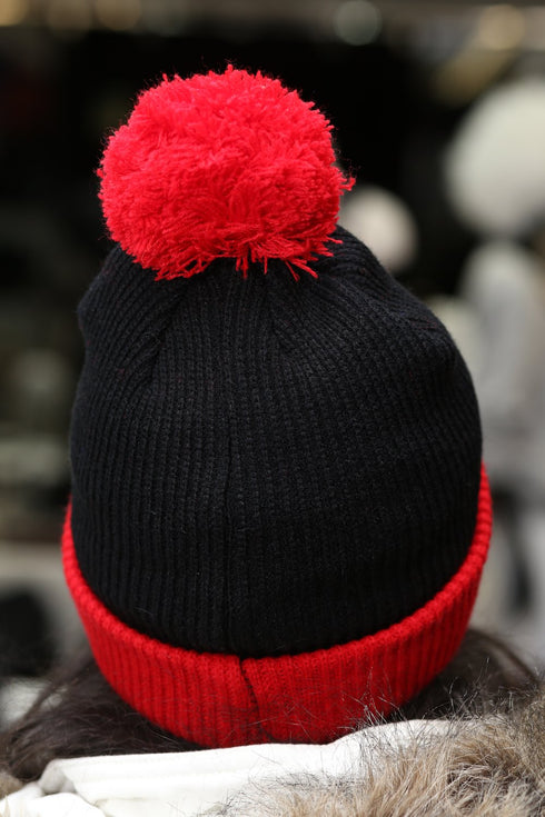High Goals pom-pom beanie, black/red