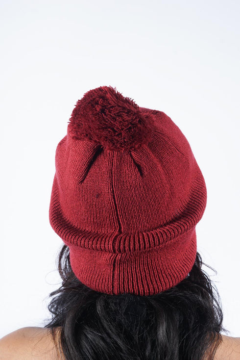 ∆ pom-pom beanie, crimson