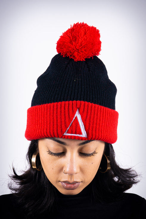 ∆ pom-pom beanie, black/red