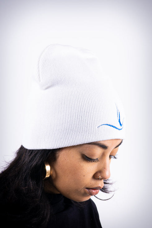 Peace Dove skullie beanie, white