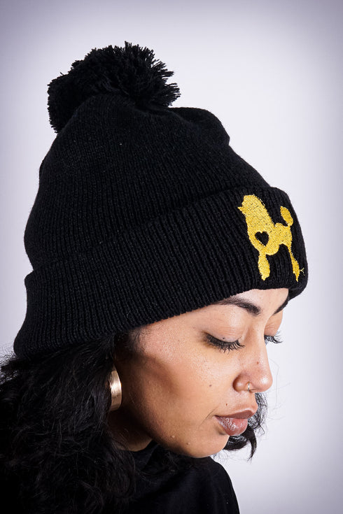 Poodles got Heart pom-pom beanie, black/gold