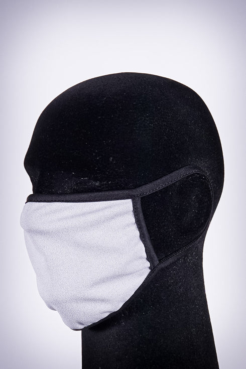 Covered! Solid mouth mask, light grey/black