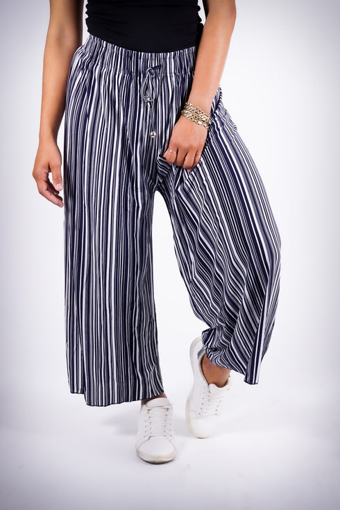 Go With The Flow pants, white/blue