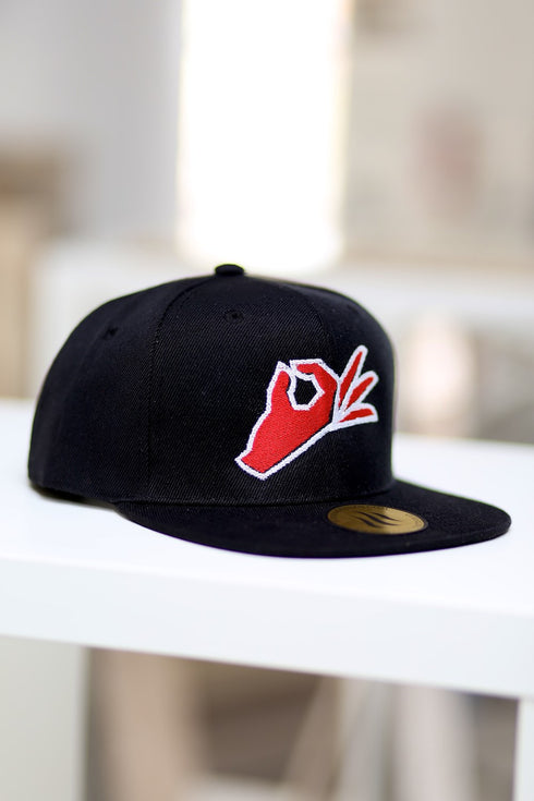 The Yo! fitted cap, black