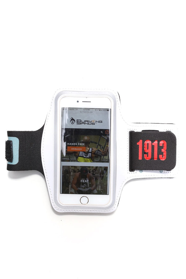 Road Tripper 1913 smartphone armband case, white