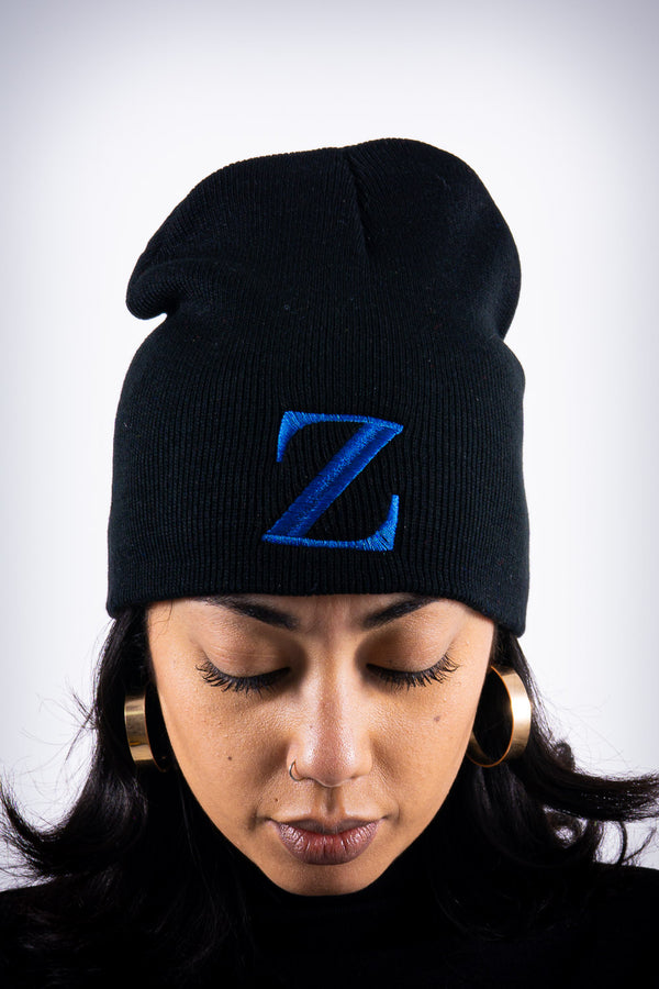 Z for Zeta skullie beanie, black